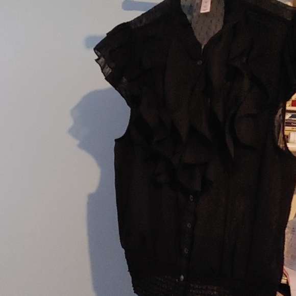 Ambiance Apparel size M - Picture 3 of 3